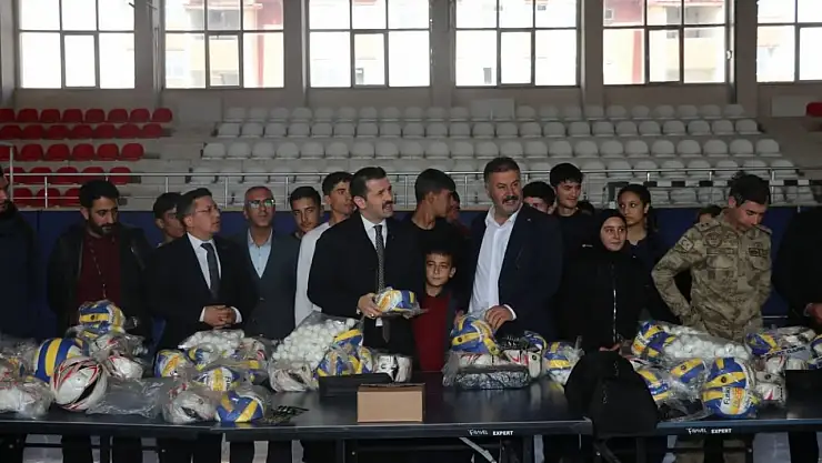 Tutak'ta spor kültürünü yaygınlaştıracak proje: 'Her okulda spor'