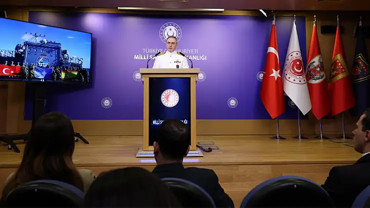 Üç PKK'lı terörist teslim oldu, sınır hattında binlerce kişi engellendi