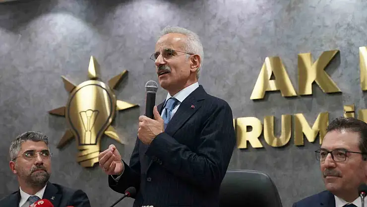 Ulaştırma Bakanı Uraloğlu, Erzurum'daki tünel projeleri ve ulaşım yatırımlarını açıkladı