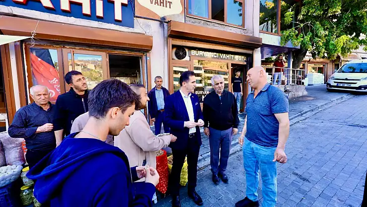 Vali Ahmet Karakaya, Bitlis Merkez Çarşısı Esnafını Ziyaret Etti