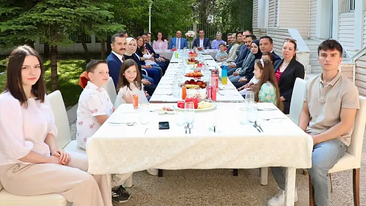 Vali Ahmet Karakaya, Mülki İdare Amirleriyle Bayramlaştı