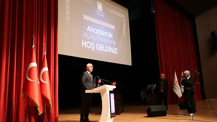 Vali Avni Çakır, Muş Alparslan Üniversitesi Akademik Açılış Törenine Katıldı