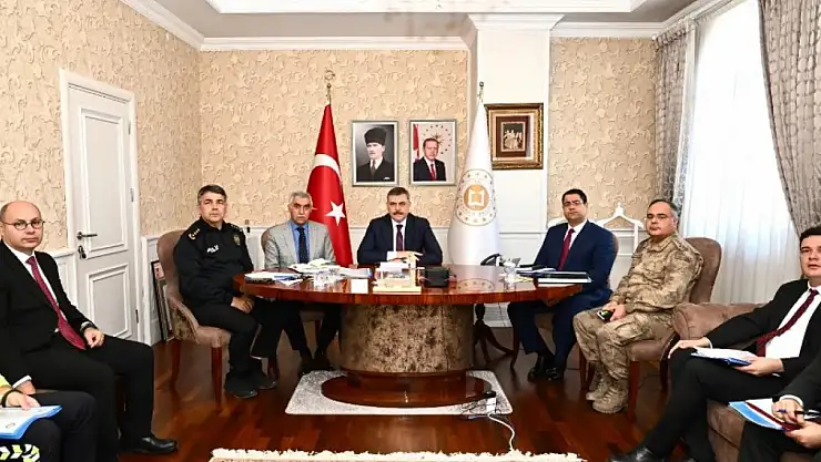 Vali Çiftçi, Bakanlar Yerlikaya ve Uraloğlu ile VKS toplantısına katıldı