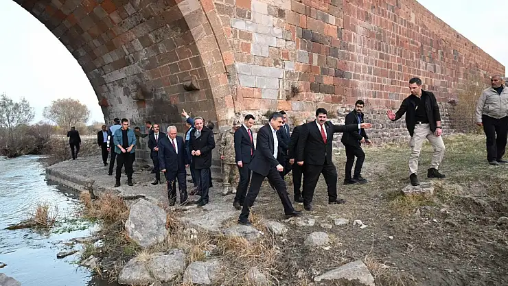 Vali Çiftçi Köprüköy'de brifing aldı, gazileri ziyaret etti ve katı atık tesisini inceledi