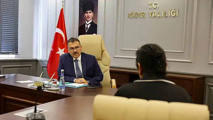 Vali Ercan Turan, Halk Günü Buluşmasında Vatandaşların Taleplerini Dinledi