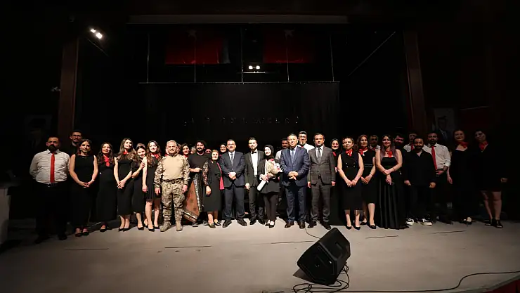 Vali Ercan Turan ve Eşi, 'Türk Sanat Müziği Konseri'ne Katıldı