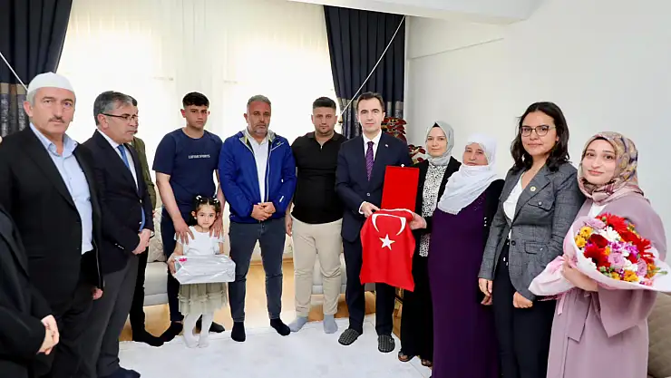 Vali Karakaya'dan Anneler Günü Ziyaretleri