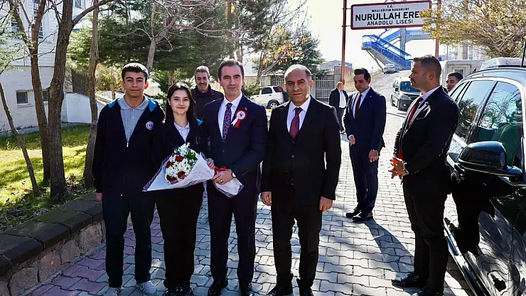 Vali Karakaya'dan Öğretmenler Günü Ziyareti