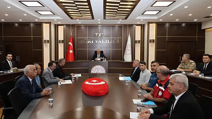 Vali Koç başkanlığında okul güvenliği masaya yatırıldı