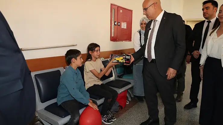 Vali Koç, Patnos Devlet Hastanesi'nde incelemelerde bulundu