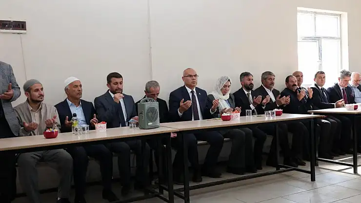 Vali Koç'tan iş kazasında hayatını kaybeden Akbay ailesine taziye ziyareti