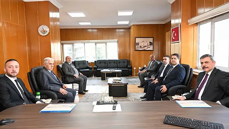 Vali Mustafa Çiftçi'den Tarım Kredi Kooperatifleri Erzurum Bölge Birliği'ne Ziyaret