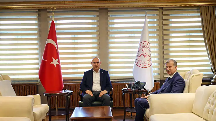 Vali Mustafa Koç'tan Rektör Gülçin'e hayırlı olsun dileği