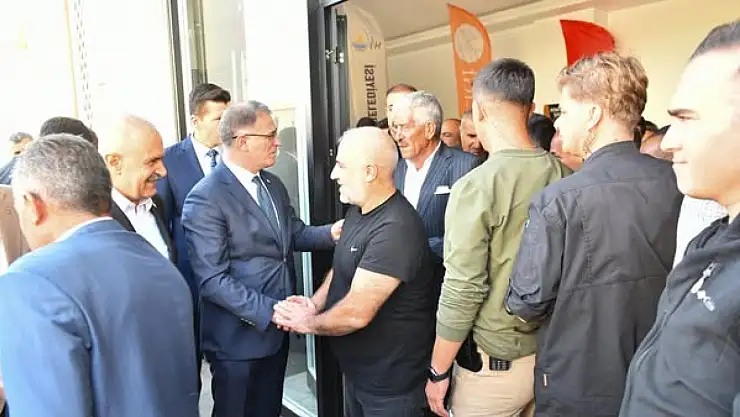 Vali Ozan Balcı, 19 Ekim Muhtarlar Günü'nde Muhtarlarla Yemekte Buluştu