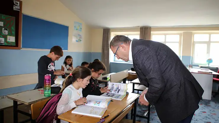 Vali Ziya Polat, Güdeli İlkokulunu Ziyaret Etti
