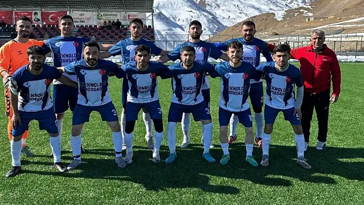 Van Başkale Gençlikspor'dan Bostaniçispor'a gol yağmuru