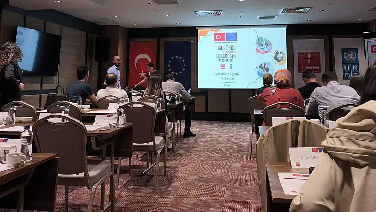 Van Büyükşehir Belediyesi'nden Gençlere Mesleki Eğitim Desteği