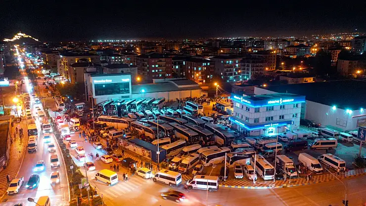 Van Büyükşehir Belediyesi'nden Vanspor Taraftarına Dev Destek