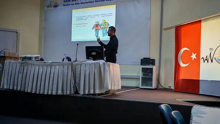 Van Büyükşehir Belediyesi'nden Personeline İş Sağlığı ve Güvenliği Eğitimi