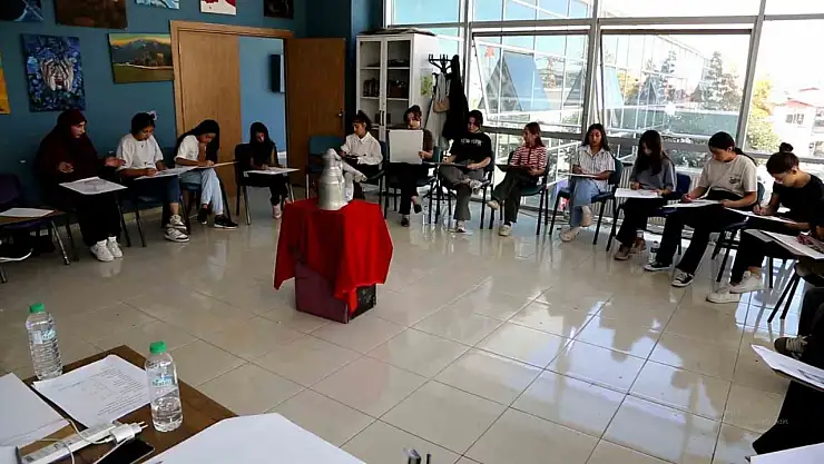 Van Büyükşehir Konservatuvarı'nda 123 öğrenci yetenek sınavını kazandı!