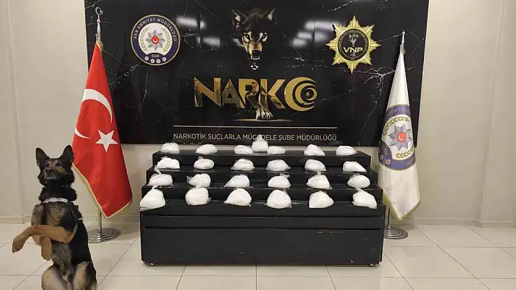 Van'da 25 kilo metamfetamin ele geçirildi, iki şüpheliye uyuşturucu ticareti suçlaması!