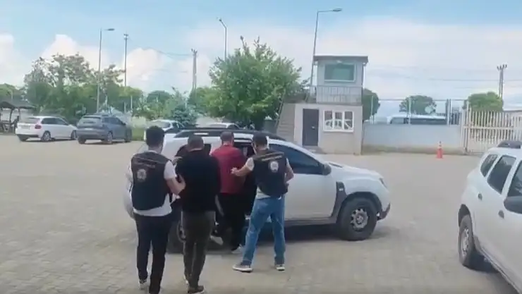 Van'da 5 Kişilik Organizasyon Ağına Operasyon: Tutuklamalar Gerçekleşti
