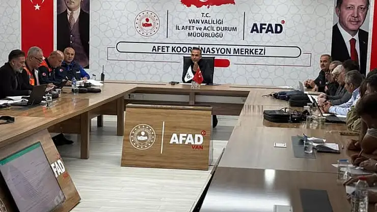 Van'da Afetlere Hazırlık İçin Masa Başı Tatbikatı Düzenlendi