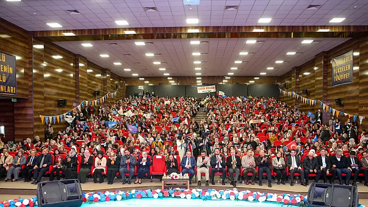 Van'da AK Parti İl Kadın Kolları 7. Olağan Kongresi gerçekleştirildi