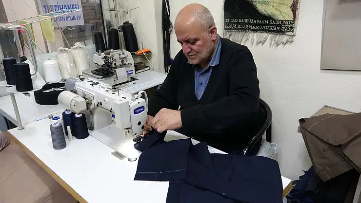 Van'da bayram öncesi terzilerde tamir yoğunluğu