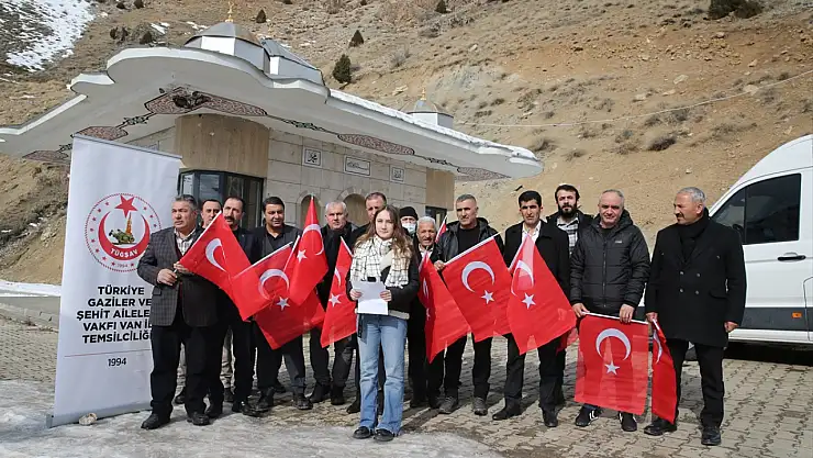 Van'da çığ felaketinde hayatını kaybedenler anıldı