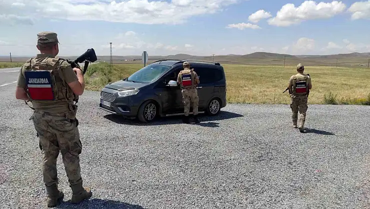 Van'da Farklı Suçlamalardan 11 Kişi Hakkında Tutuklama Kararı Verildi