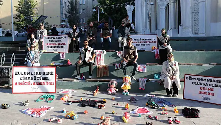 Van'da Gazze'ye Destek Amaçlı Anlamlı Sergi Açıldı