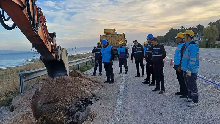 Van'da içme suyu hattındaki arızalar hızla onarılıyor, hedef tarih öncesi su temini!