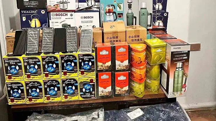 Van'da jandarmadan dev gümrük kaçakçılığı operasyonu: 500 bin TL'lik malzeme ele geçirildi