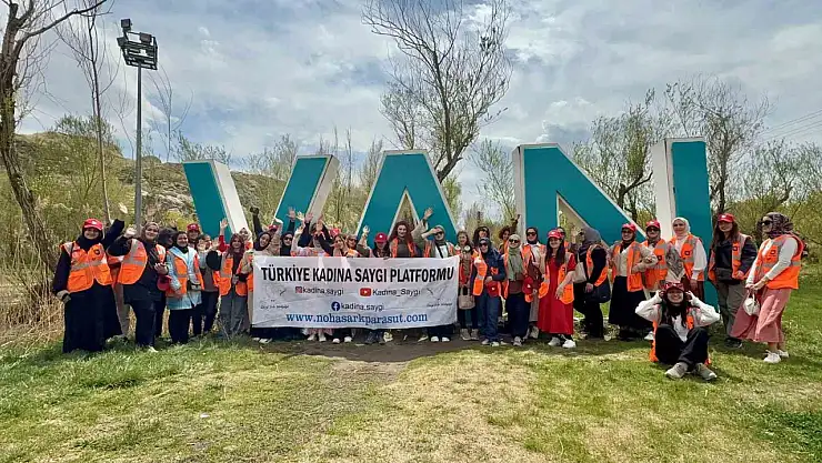 Van'da 'Kadına Şiddete Hayır' etkinliği ile 50 öğrenci Türkiye'yi keşfe çıkıyor!