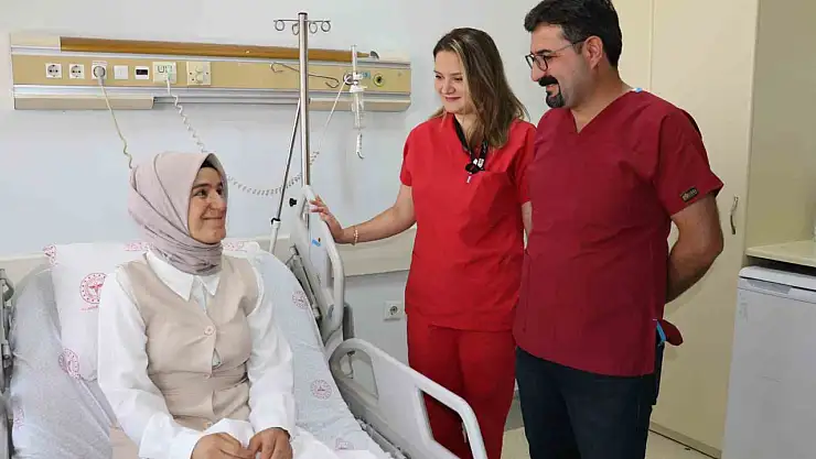 Van'da Kapalı Ameliyat ile Yanlış Yerleşim Gösteren Paratiroid Bezi Düzenlendi, Hasta Sağlığına Kavuştu