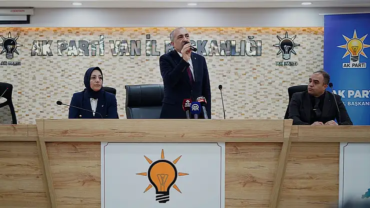 Van'da siyaset hareketlendi Memleket Partisi yönetimi AK Parti'ye katıldı