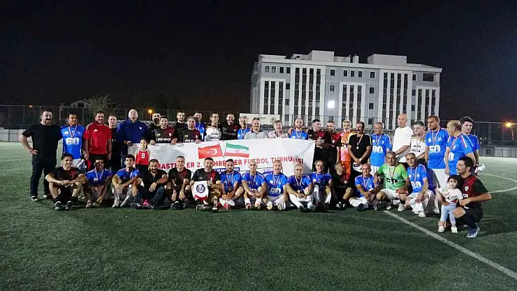 Van'da Şöhretler Dostluk Turnuvası, Spor ve Turizm Potansiyelini Ortaya Çıkarıyor