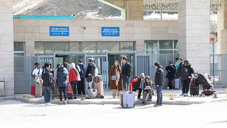 Van'da turizm geliri artıyor: İranlı turistlerden 157 bin kişilik akın