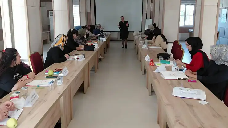 Van'da Üreme Sağlığı Modüler Eğitimi Tamamlandı