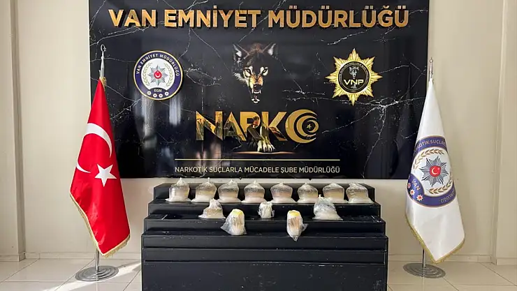 Van'da uyuşturucuya geçit yok: 15 günde 53 kilo uyuşturucu ele geçirildi