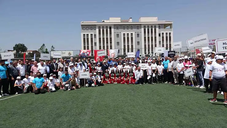 Van'da Yaz Spor Okulları Açıldı: Gençler İçin Sağlıklı ve Eğlenceli Bir Tatil Programı