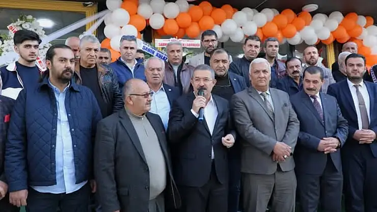 Van'da Yöresel Ev Yemekleri Tüm Hızıyla Başladı: Yeni İşletmeye Sertifika Törendi