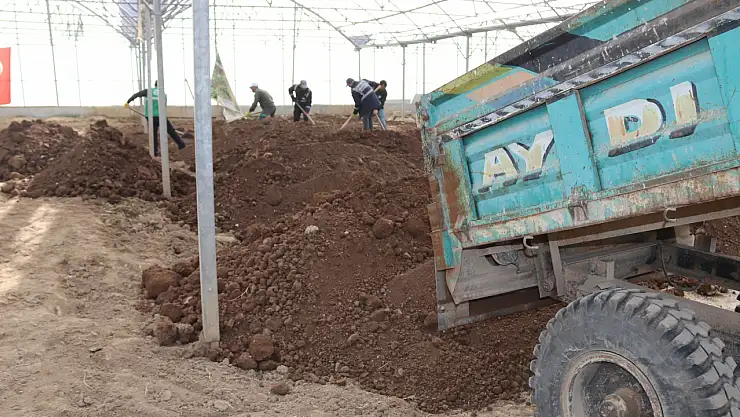 Van Edremit Belediyesi Serada Yeni Dönem Hazırlıklarını Hızlandırdı