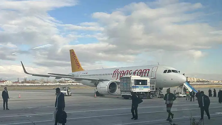 Van Ferit Melen Havalimanı pist modernizasyonu tamamlandı, uçuşlar yeniden başladı