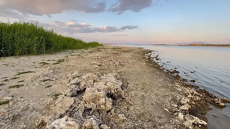Van Gölü'nde Su Seviyesi Alarmı: İklim Değişikliği Etkisini Artırıyor