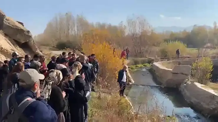 Van Gölü'nde Tarih Yolculuğu: Şehir Okumaları Programı ile Urartu Mirası İncelendi