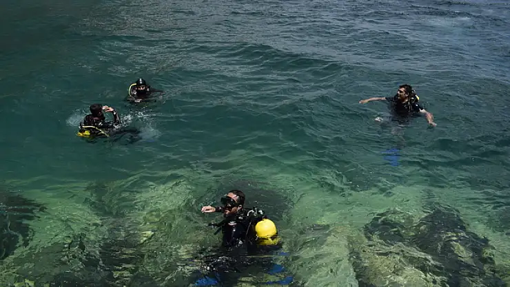 Van Gölü'nün Büyüleyici Sularında Dalış Eğitimi: Tutku ve Macera Bir Arada