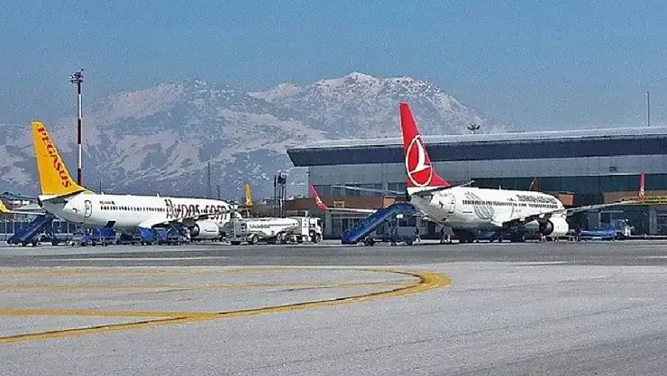 Van Havalimanı Kapanınca Turizmde Endişe: İranlı Turistlerde Düşüş Bekleniyor!