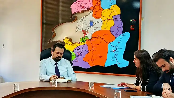 Van İl Sağlık Müdürlüğü'nde Haftalık Değerlendirme Toplantısı Gerçekleştirildi